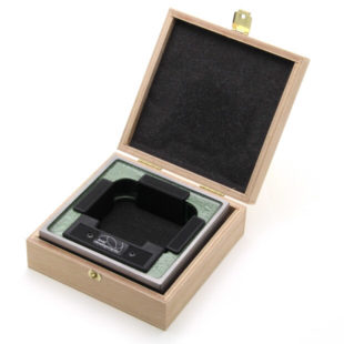 132205 – Frame level 100mm square, sensitivity 0.04mm/m