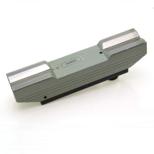 65-0.02-200 – Precison Micrometer Level, 200mm long, sens. 0.02mm/m