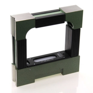 67MR-0.02-200 – Magnetic Frame Level, 200x200mm long, sens. 0.02mm/m