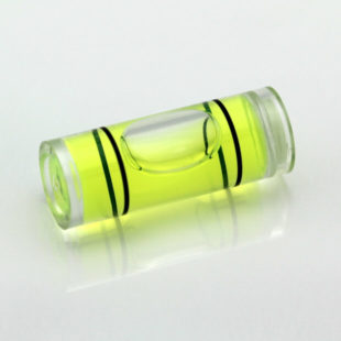 CY25/9.4 – Plastic cylindrical vial, 25.2×9.5mm, green liquid