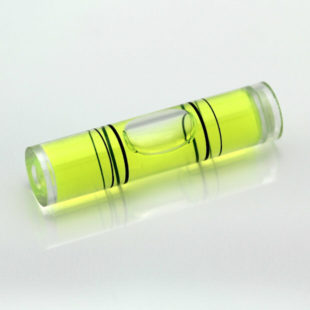 CY40 – Plastic vial, 39.6xØ9.5mm, 4 lines, green liquid
