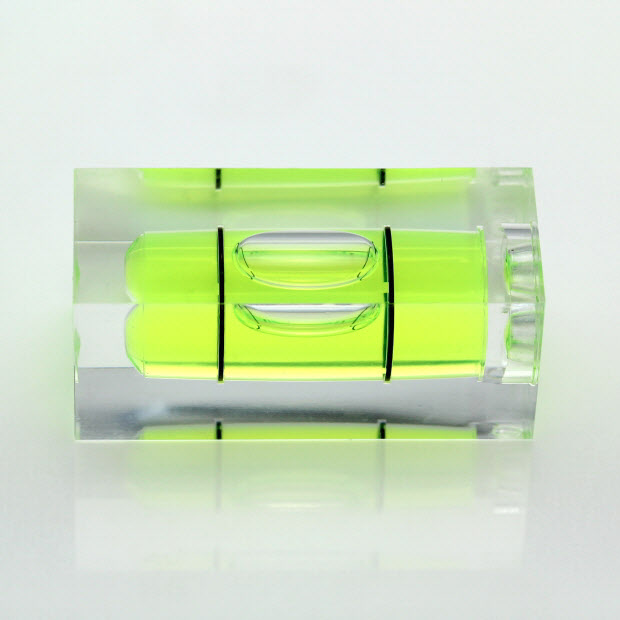 S36 - Libelle aus Kunststoff mit quadratischem Querschnitt, 36 x 15 x 15 mm, grüne Flüssigkeit